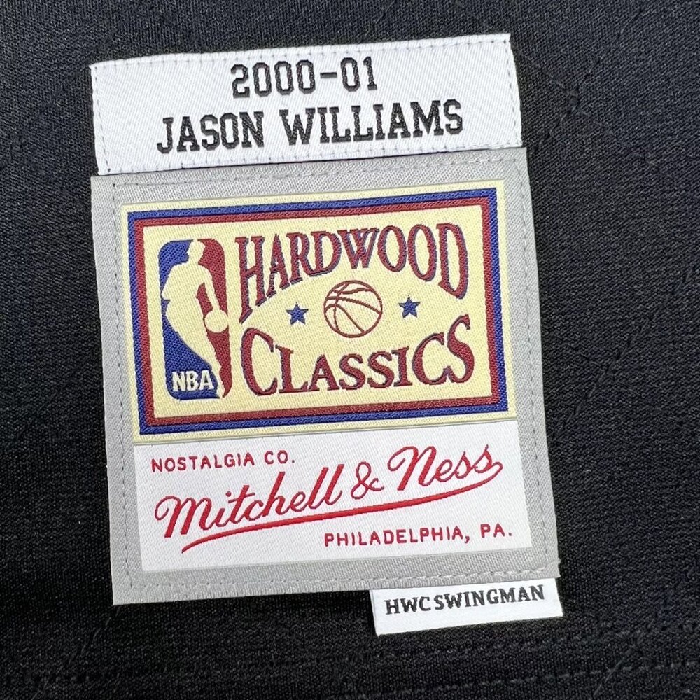 Sacramento Kings Jason Williams Mitchell & Ness Black 2000-01 Jersey MSR… - Picture 4 of 5
